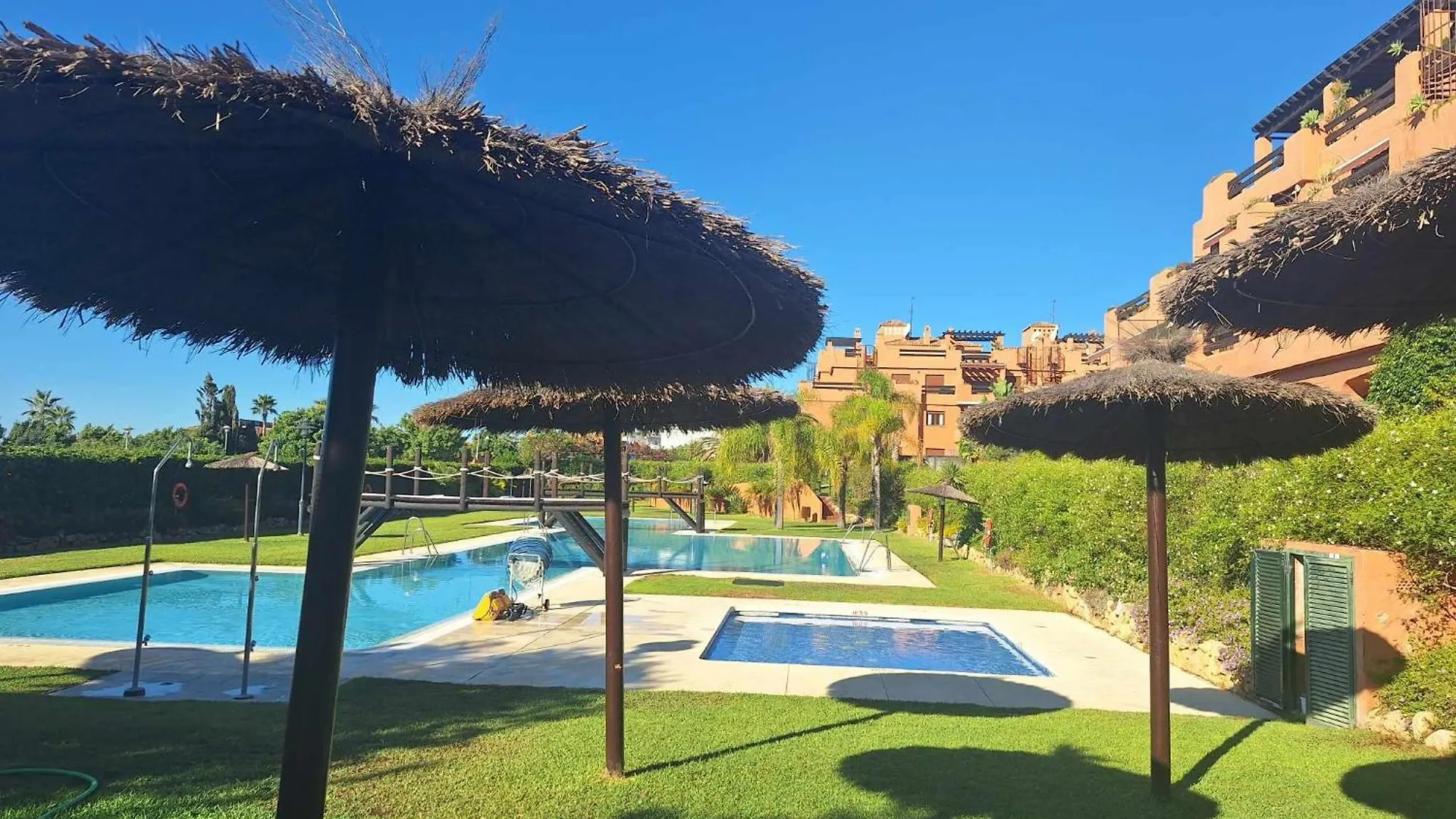 Coastal Gem Penthouse Daire Estepona